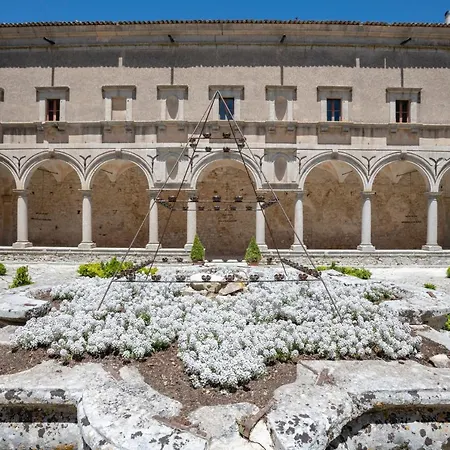 Abbazia Santa Maria Del Bosco Casa di campagna