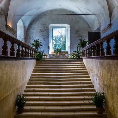 Abbazia Santa Maria Del Bosco