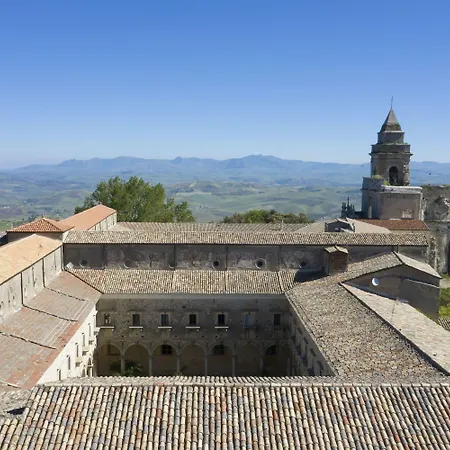 Abbazia Santa Maria Del Bosco Landhuis Contessa Entellina